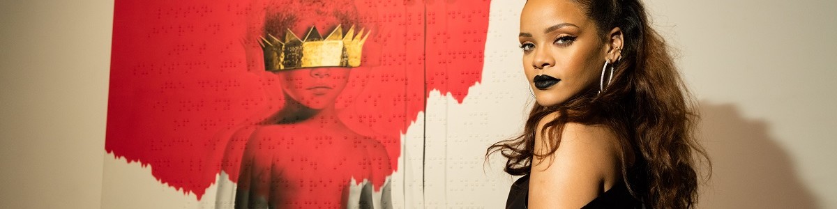 Rihanna: “ANTI” conquista la #1 nella classifica degli album più venduti in USA